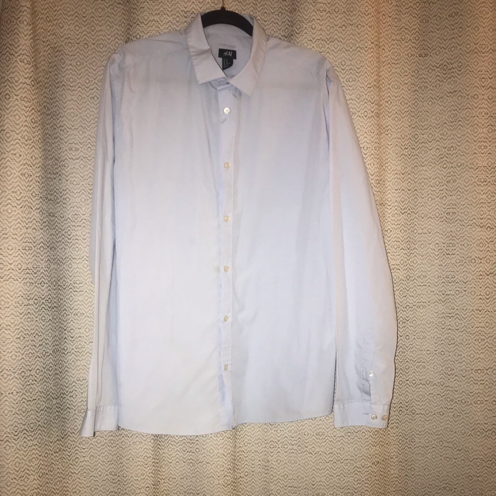 H&M Men’s XL Light Blue Button-down Shirt